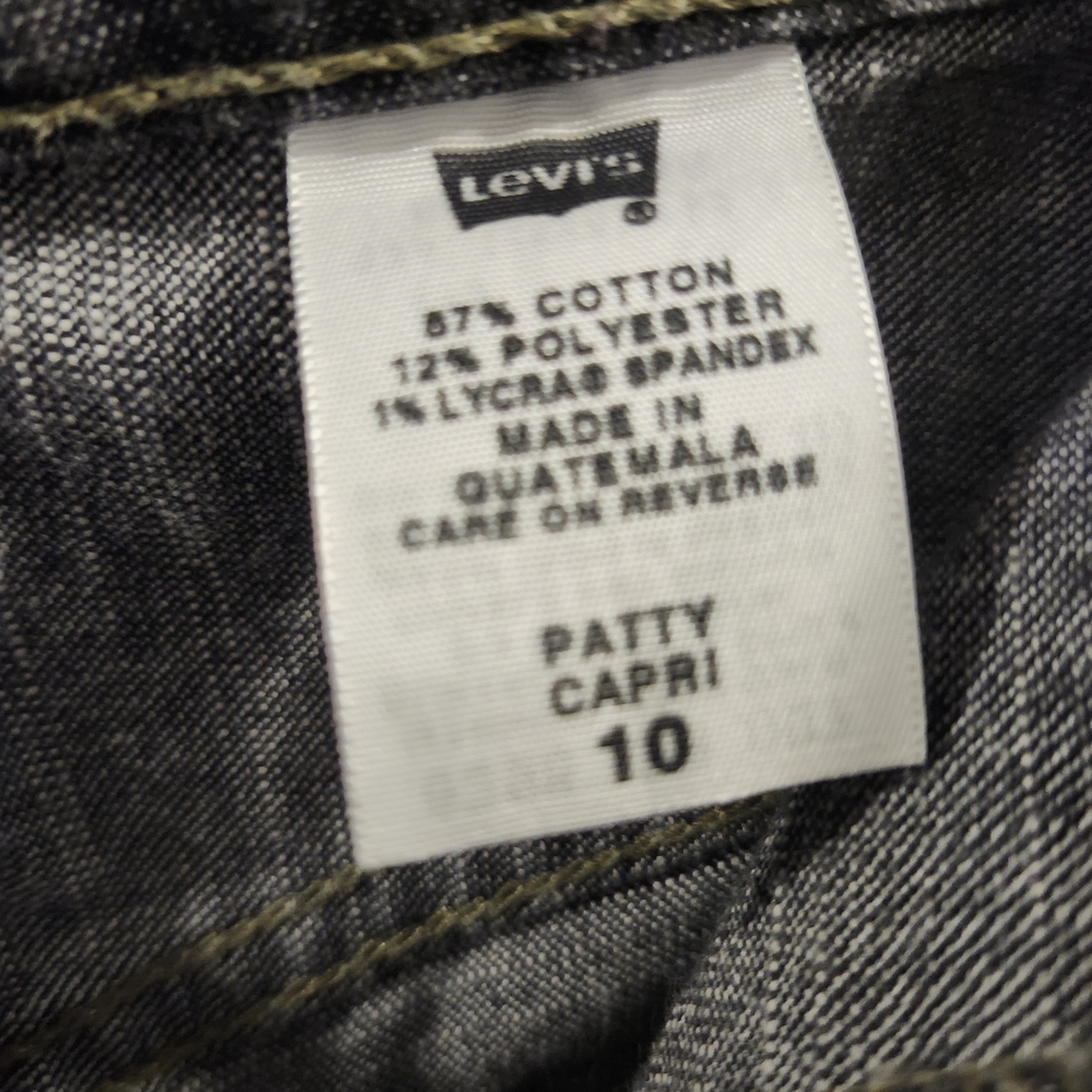 Levi's Women's Black Jeans - Picture 5 of 5